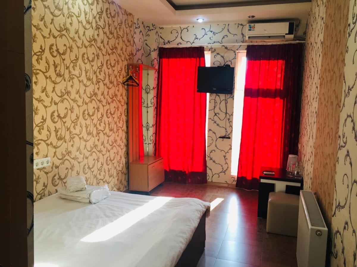 טביליסי Visit Hotel מראה חיצוני תמונה