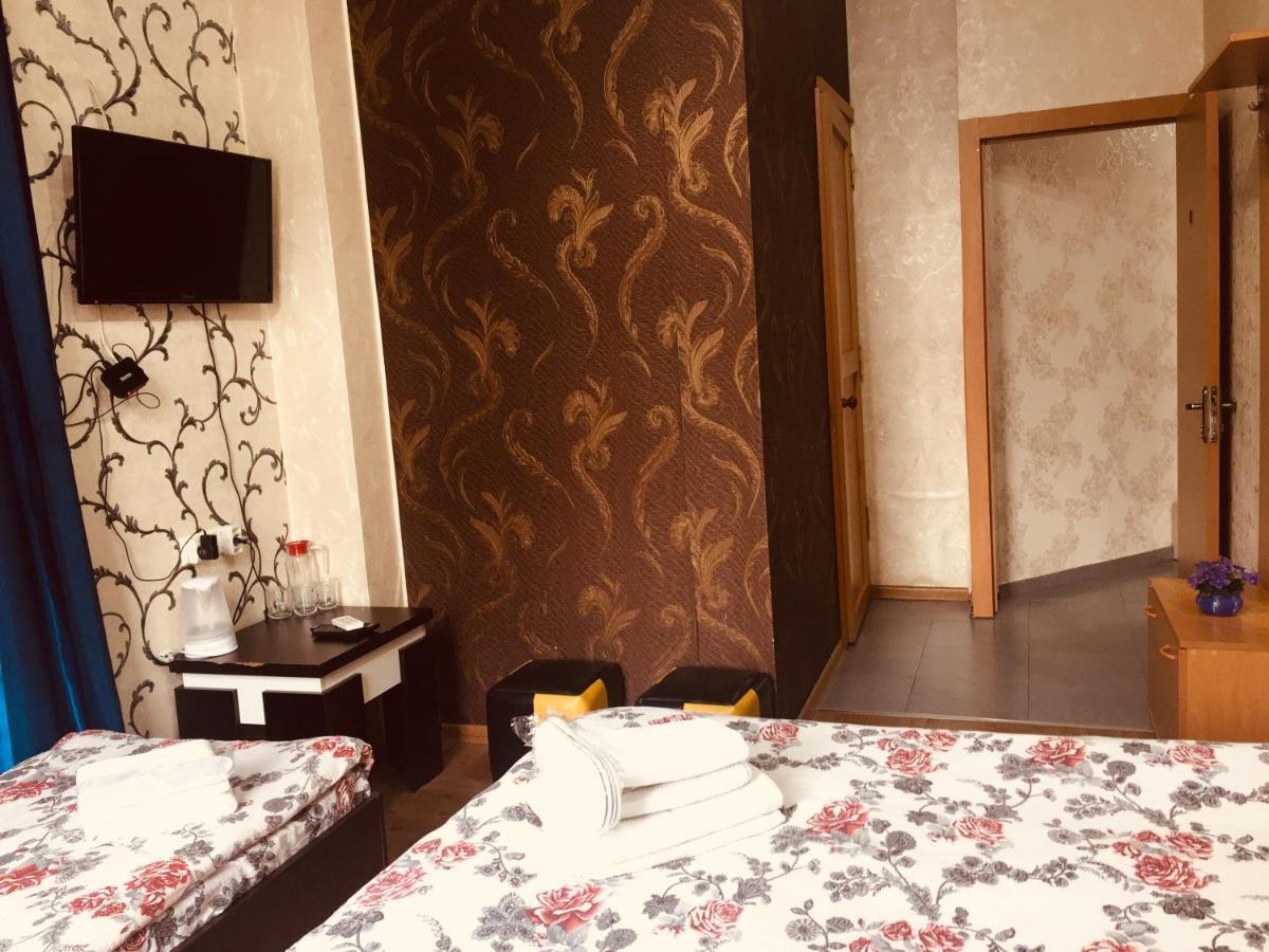 טביליסי Visit Hotel מראה חיצוני תמונה